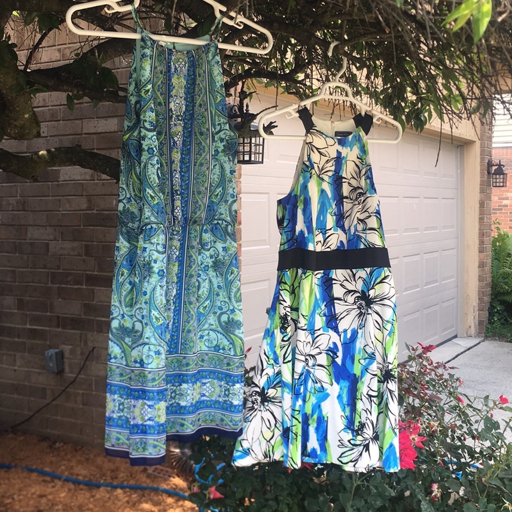 2 Miss dresses sold in bundles of 2 - Picture 1 of 5